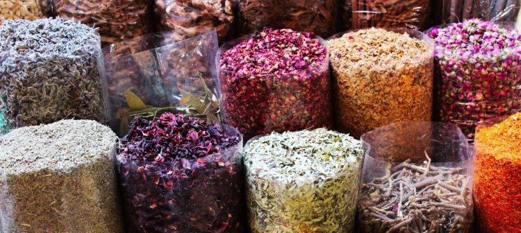 Plan Your Visit To The Authentic Dubai Spice Souk