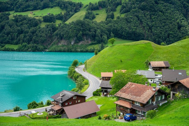 Top 8 Famous Things In Switzerland