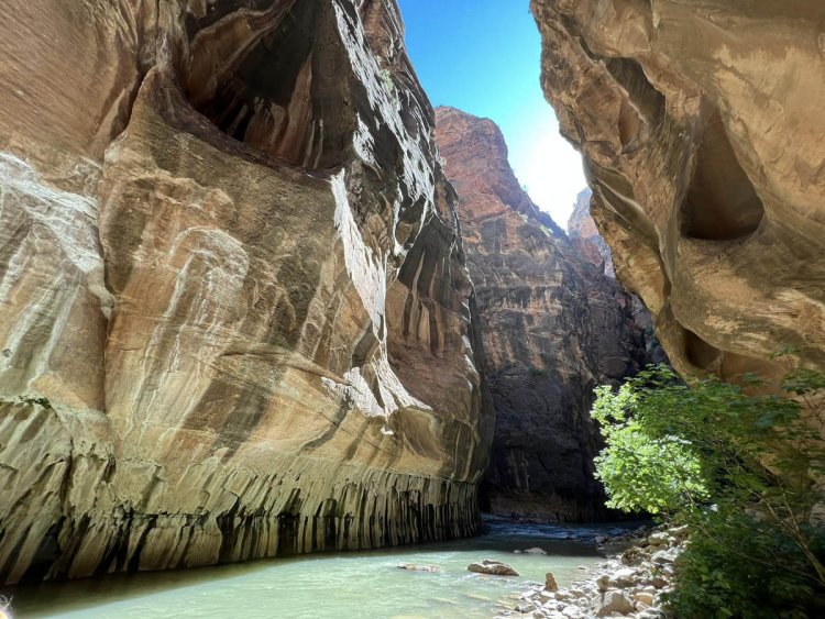 Unforgettable Adventure: A Road Trip Itinerary to Zion’s Narrows Hike in 2023